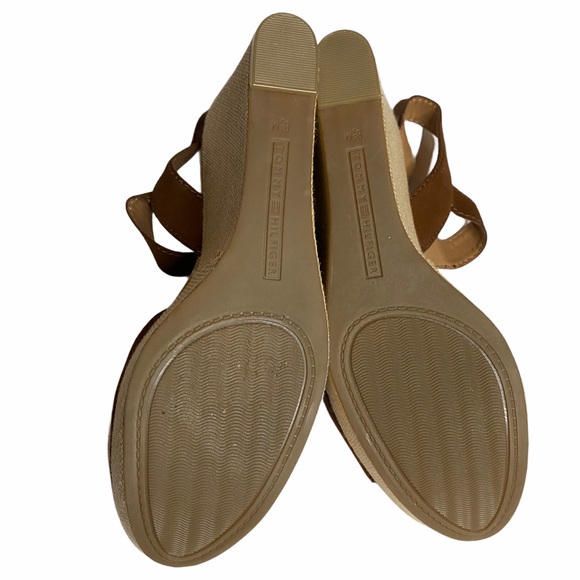 Tommy Hilfiger Wedge Sandals 8.5M New - Picture 8 of 8